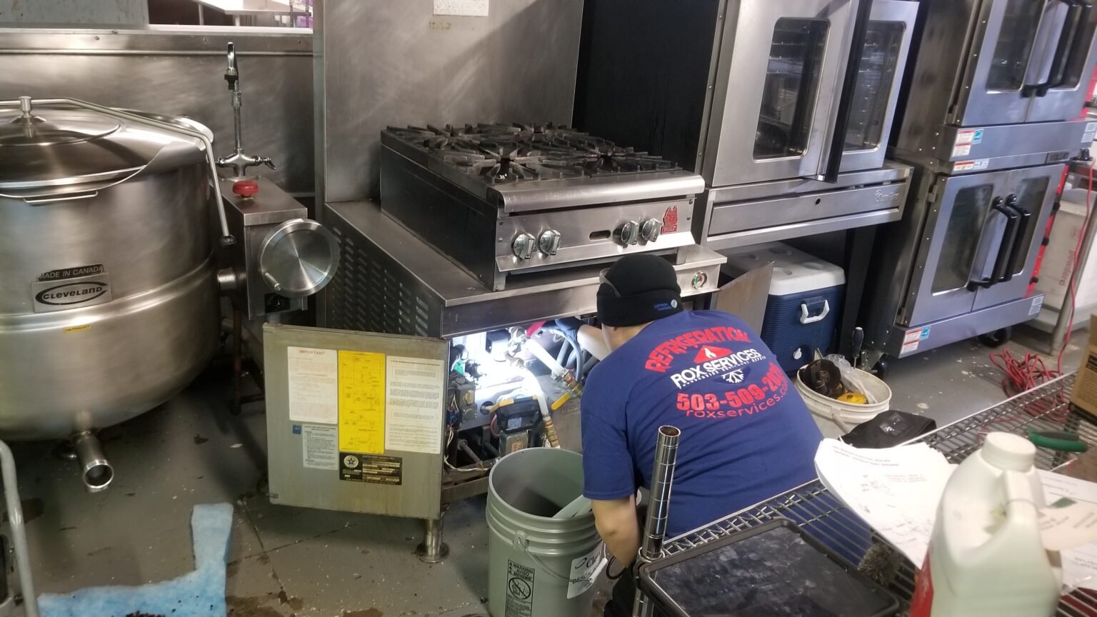 Why Do You Schedule Commercial Kitchen Appliance Repair in Portland, Oregon?