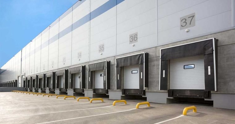 Common Commercial Garage Door Issues When You Need Expert Help