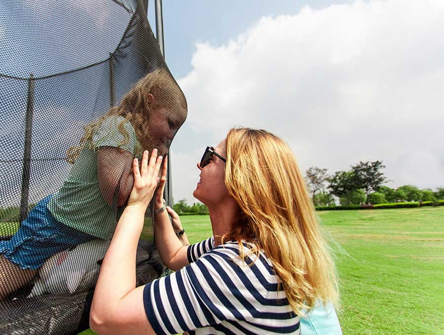 How the trampoline with enclosure can benefit your kid’s development.