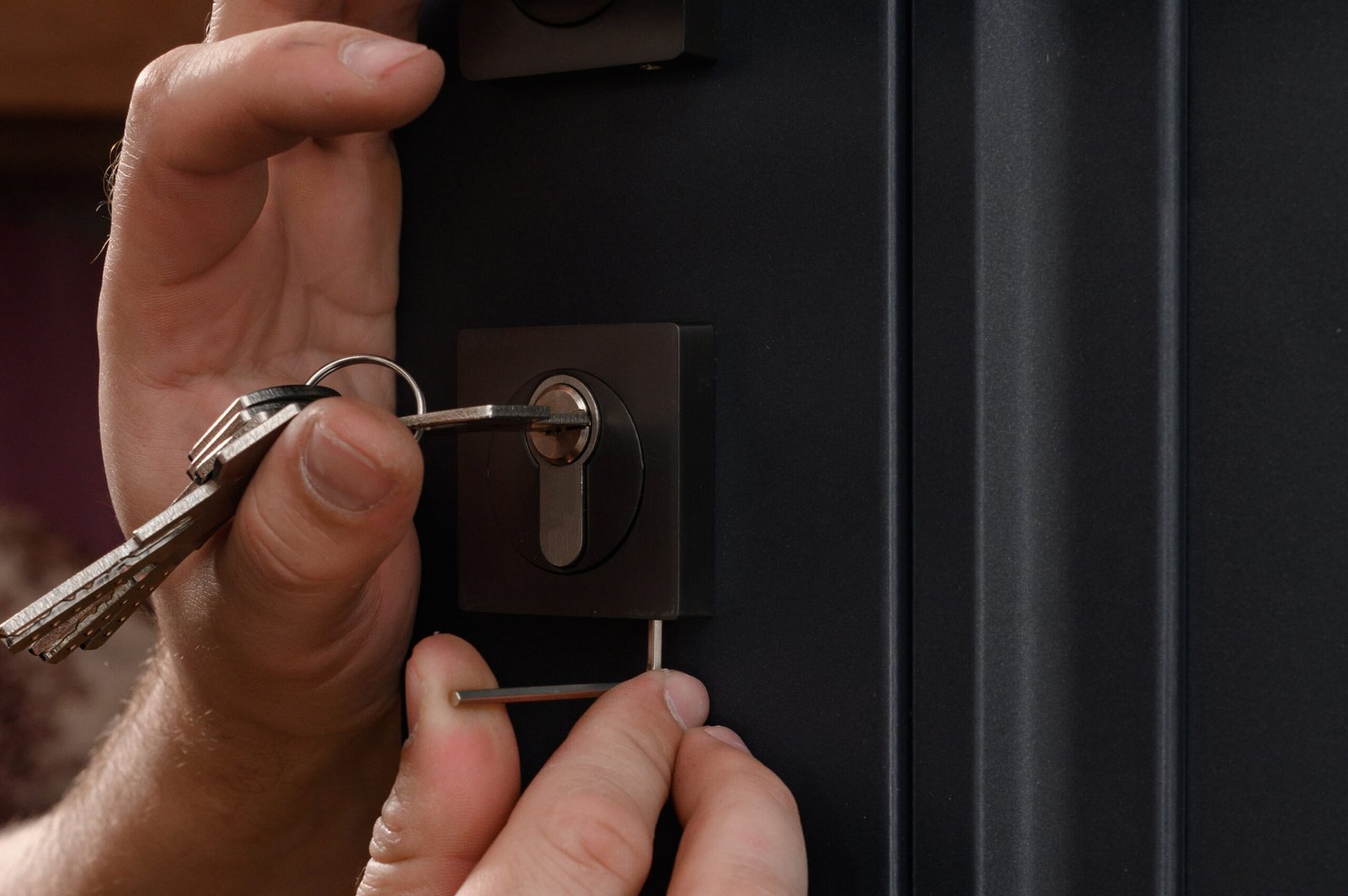 Comprehensive Security Solutions: The Advantage of Full-Service Locksmiths