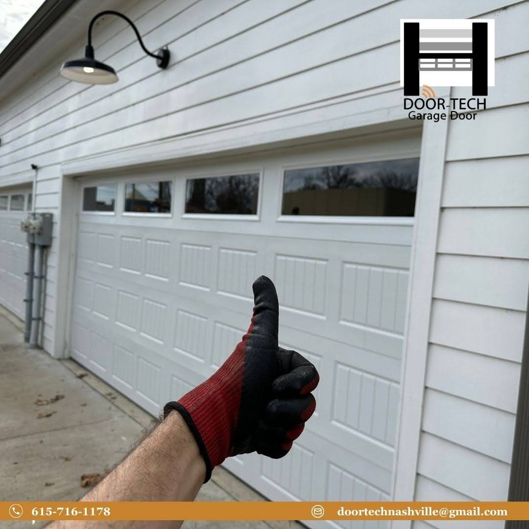 Garage door replacement in Nashville