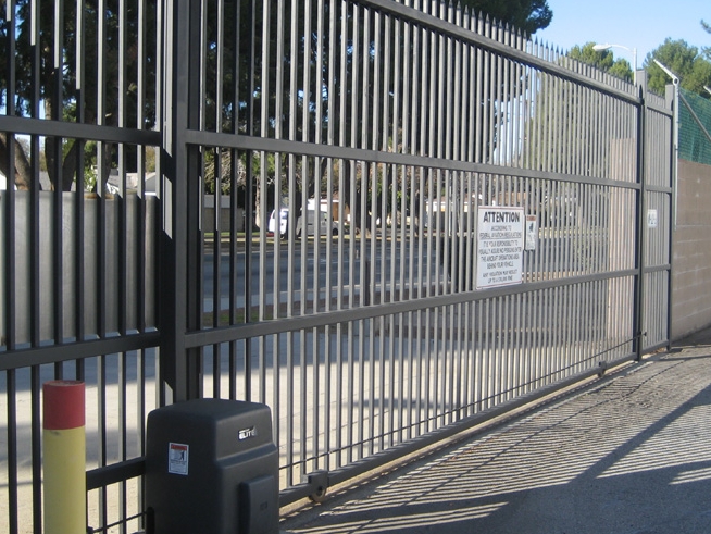 How Can an Automatic Gate Opener Service Improve Security in Maryland?