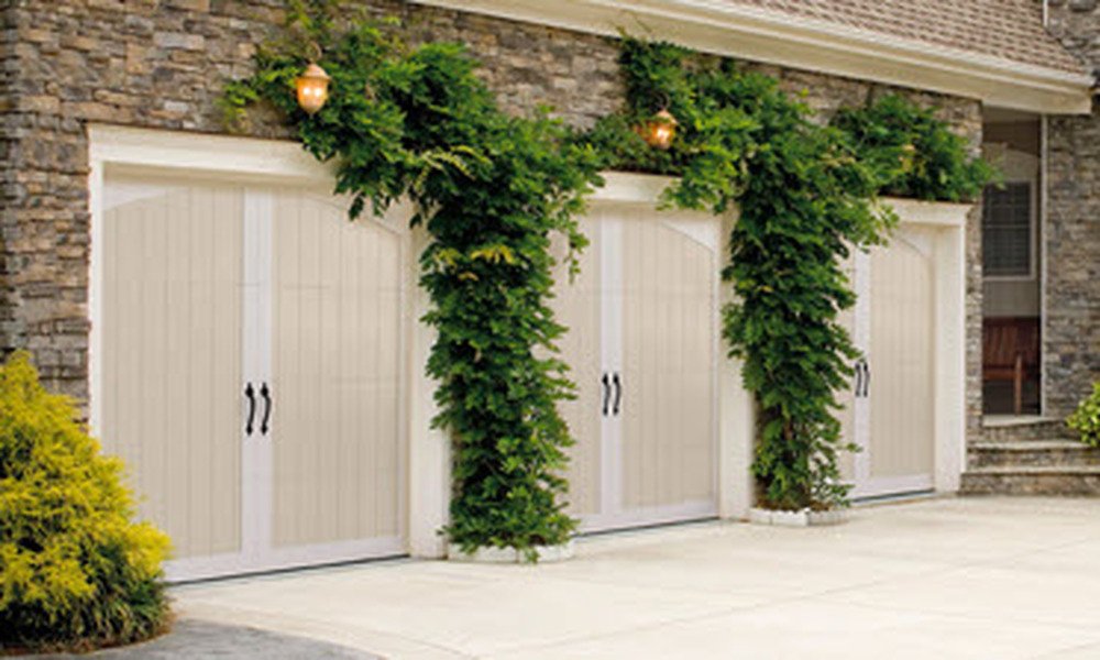 Why Choose Local Experts for Your Garage Door Repair in Washington DC?